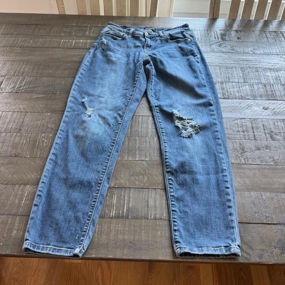 Judy Blue Denim - Judy Blue Walk This City Slim Fit Jeans Women's 9/29 Blue Distressed JB82204DK